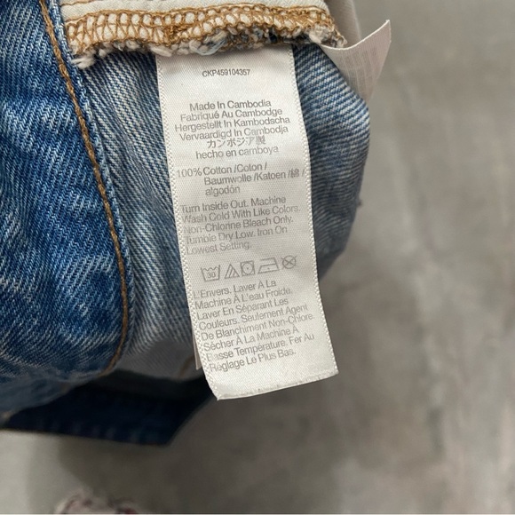 Madewell Destructed Relaxed Denim Shorts Blue distressed 21758 - Picture 8 of 10